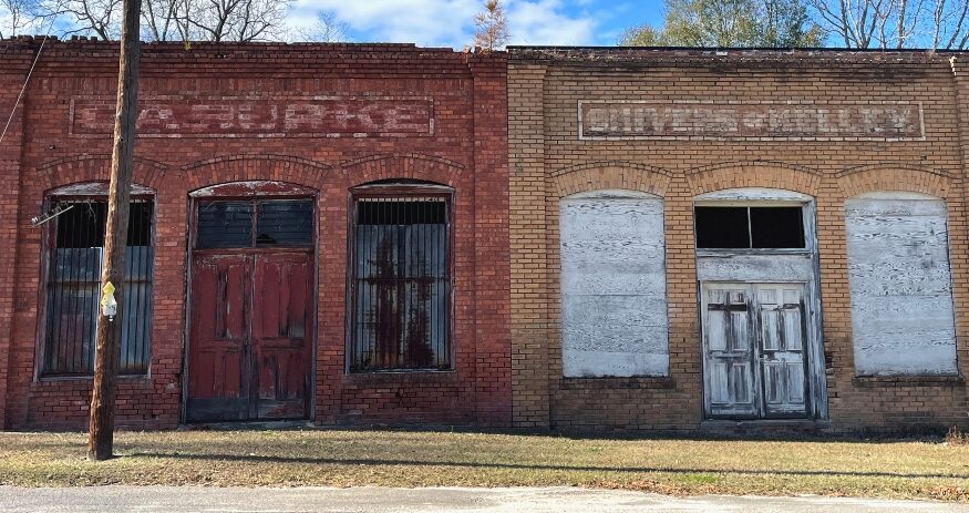 Eight South Carolina communities will share $7.97 million in CDBG funds to support public improvement projects benefiting more than 3,300 residents statewide. (Photo/DepositPhotos)