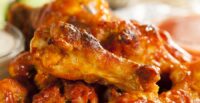 The restaurant specializes in fried, smoked and boneless wings. (Photo/DepositPhotos)|
