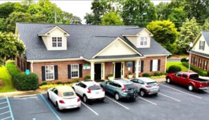 Greenville Head Spa has found a home at 206 Adley Way in Greenville with the help of Foster Commercial agent Matt Foster. (Photo/Foster Commercial)