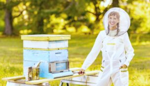 Jenna York, founder of Charleston-based Jeometry Beewear, designed the lightweight Sunny Suit to give female beekeepers a better-fitting, more comfortable alternative to traditional protective gear. (Photo/Mary Catella, Mary Kathleen Photography)