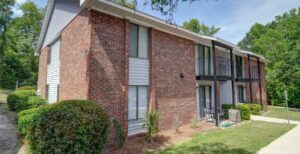 Sweetbriar Apartments, a 48-unit multifamily community in Lexington, has sold for $5.575 million to Charis Capital. (Photo/Northmarq)